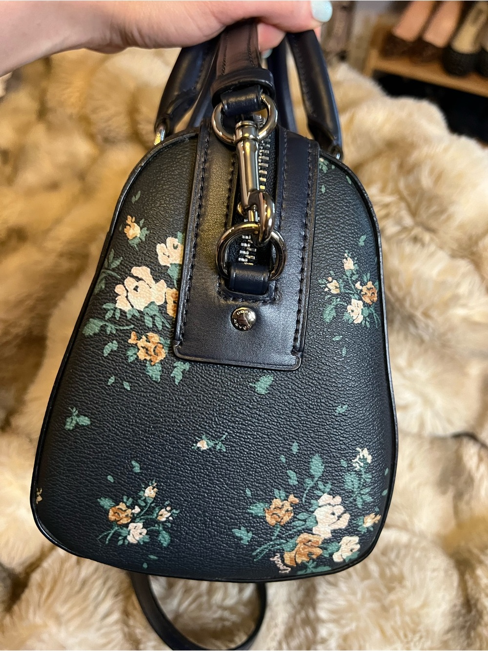 Coach Rowan Satchel Med w Rose Bouquet Print in Midnight Multi (Retail $350) - Picture 3 of 9